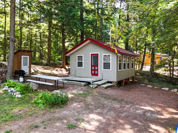 140 Fire Road 70, China, ME 04358