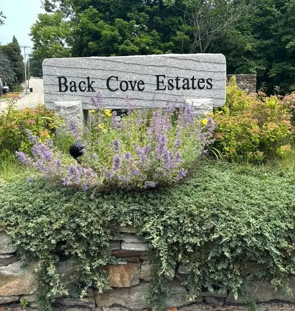 13 Back Cove Estates Road #13, Portland, ME 04103