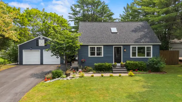 4 Ellen Circle, Yarmouth, ME 04096