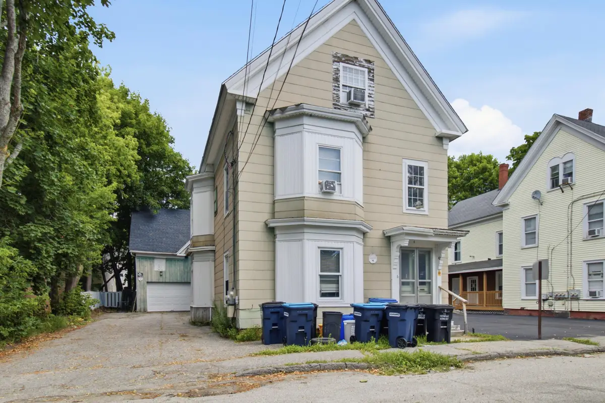 16 Temple Street, Auburn, ME 04210 - #1