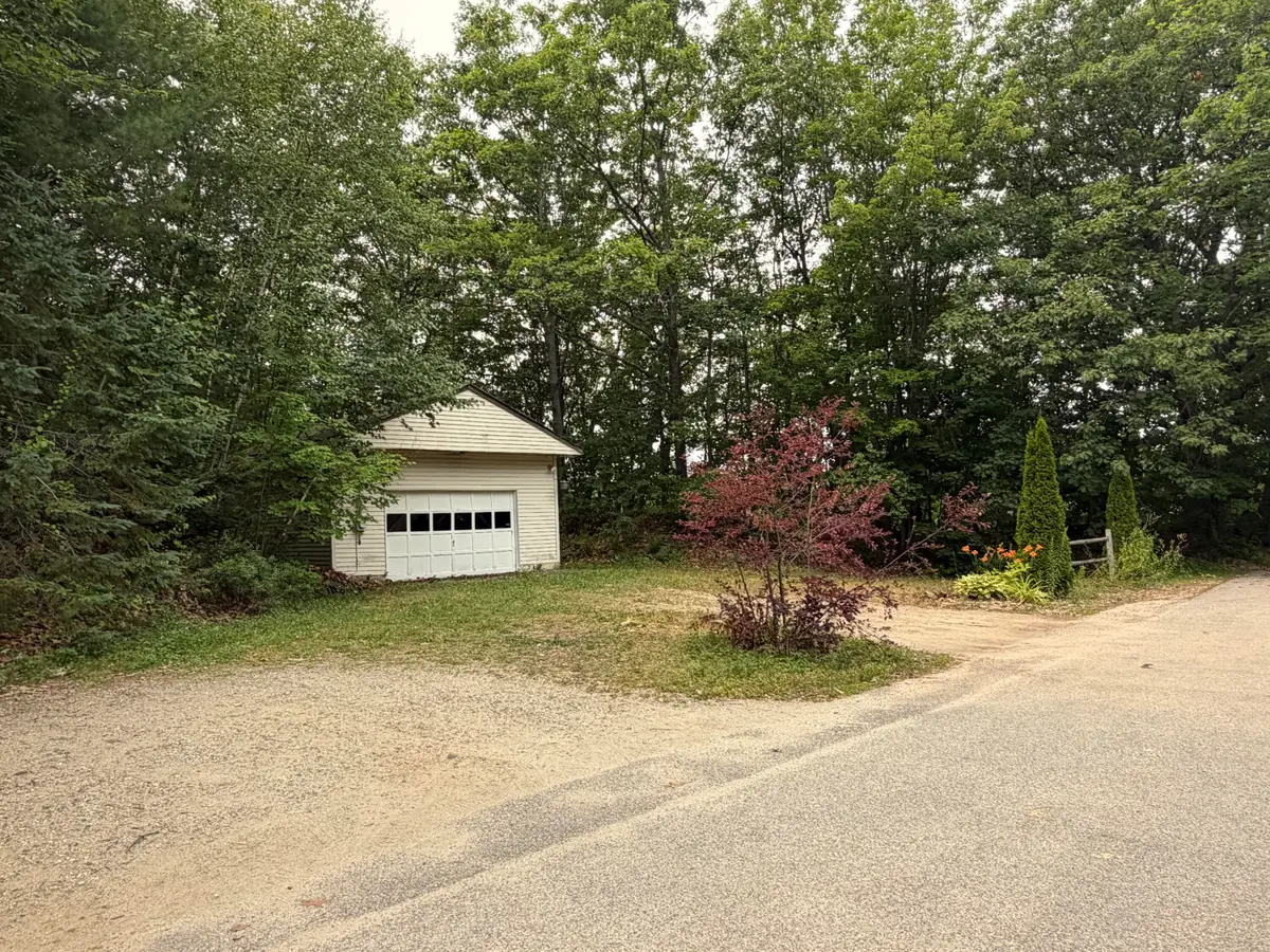 21 7th Street, Auburn, ME 04210 - #1