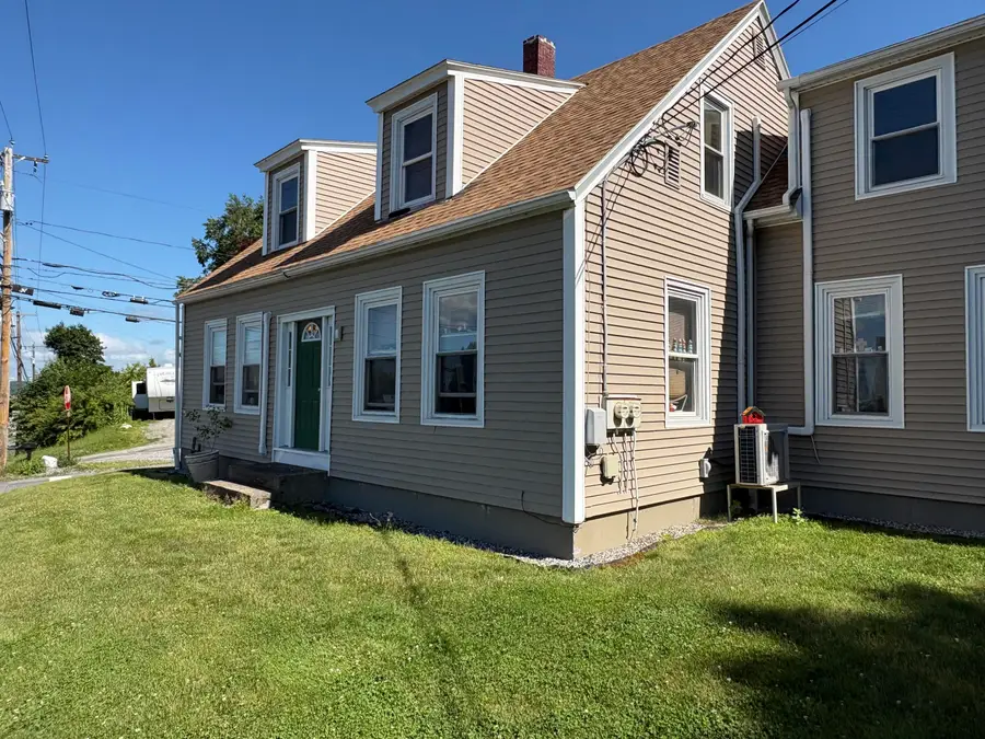 42 Pleasant Street, Lewiston, ME 04240 - #2