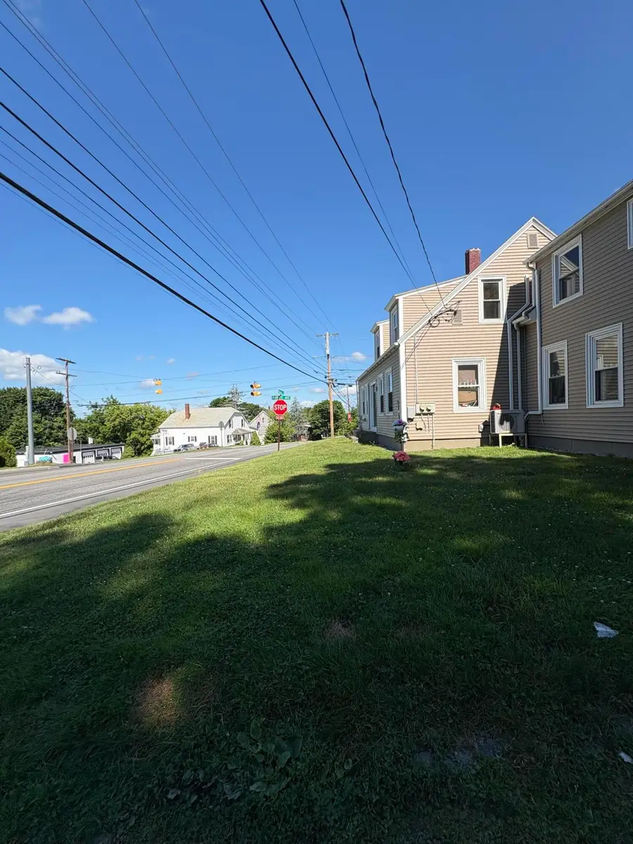 42 Pleasant Street, Lewiston, ME 04240 - #3