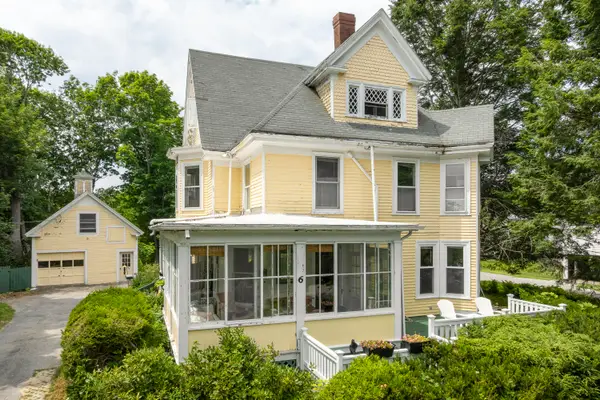 6 Glidden Street, Newcastle, ME 04553