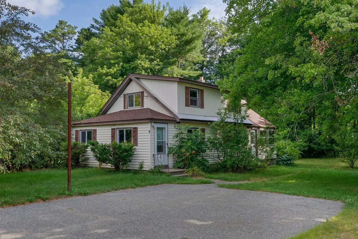 9 Congress Street, Lisbon, ME 04250 - #1