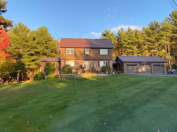 10 Penny Lane, Lincoln, ME 04457