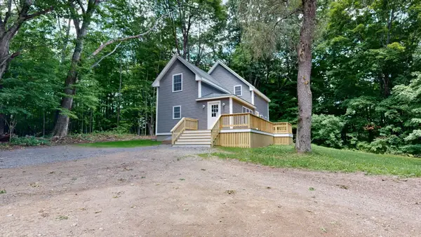 16 Snow Street, Gardiner, ME 04345