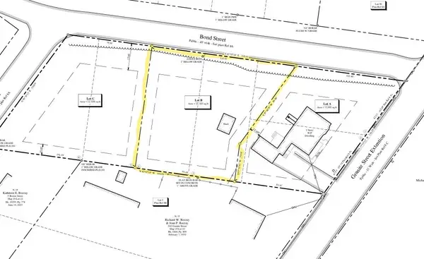 3 Bond Street, Biddeford, ME 04005