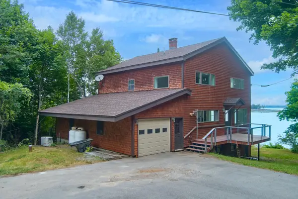 67 Mahalas Lane, Owls Head, ME 04854
