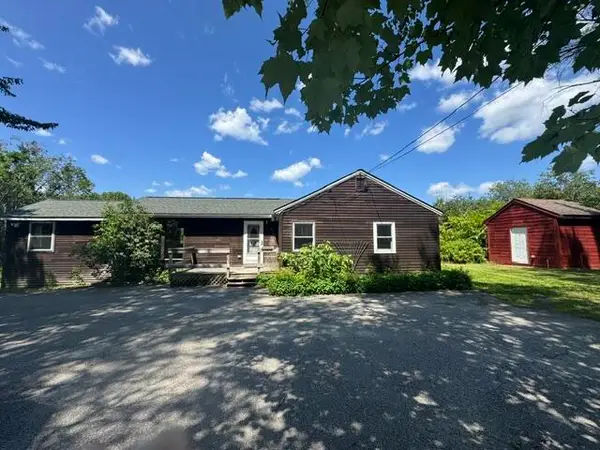 98 Belgrade Road, Mount Vernon, ME 04352