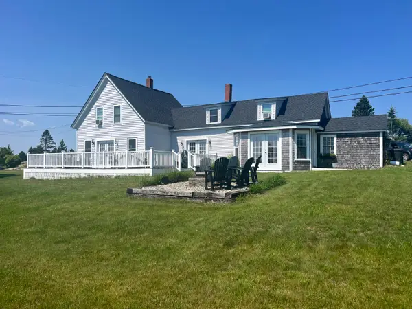 181 Crowley Island Road, Gouldsboro, ME 04607