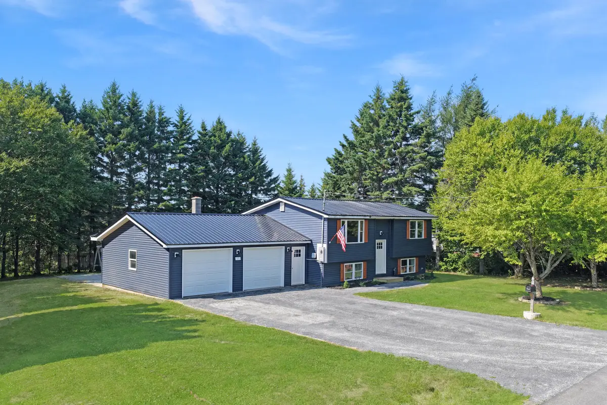 15 Strawberry Bank Road, Presque Isle, ME 04769 - #1