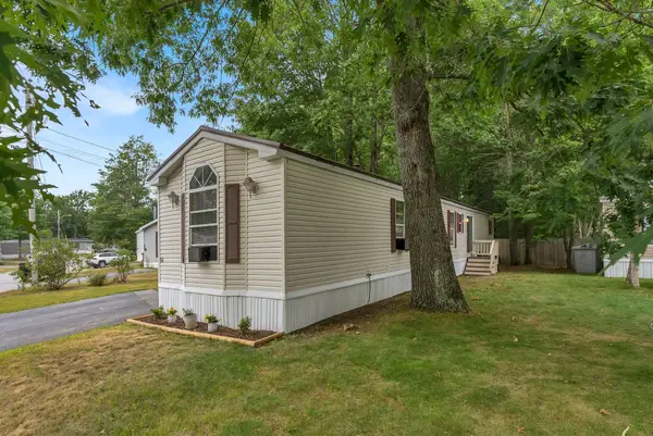 15 James Street, Brunswick, ME 04011