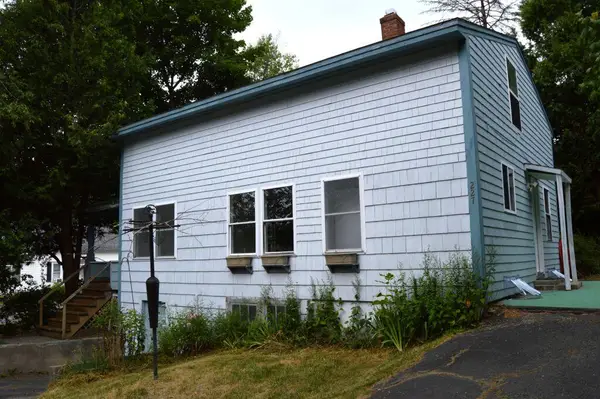 227 Cony Road, Augusta, ME 04330