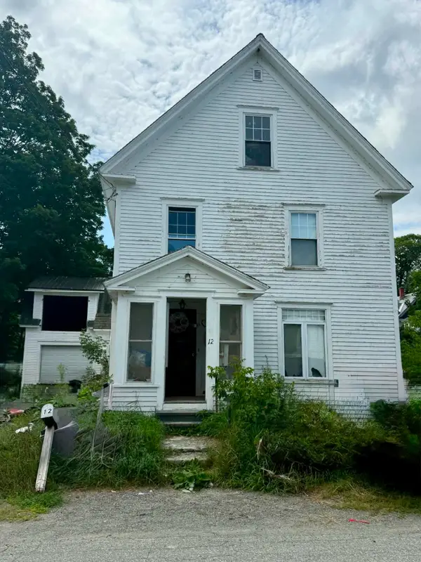 12 Albert Street, Milo, ME 04463