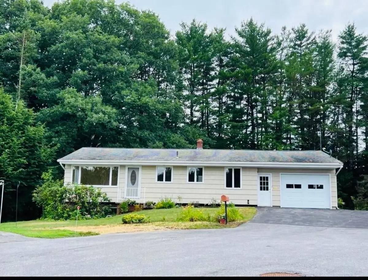 2 Carrier Place, Lewiston, ME 04240 - #1