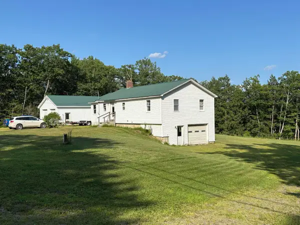 504 Neck Road, Gardiner, ME 04345