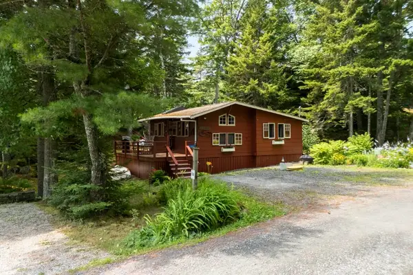 114 Appalachee Road, Boothbay Harbor, ME 04538