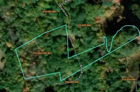 2 Stone Lane, Norway, ME 04268