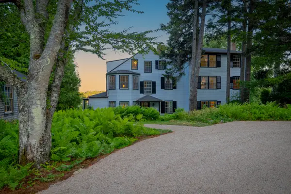 45 Harborside Rd Northeast Harbor, Mount Desert, ME 04662