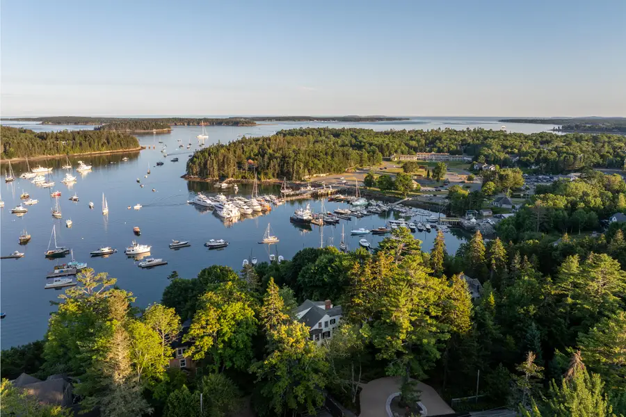 45 Harborside Rd Northeast Harbor, Northeast Harbor, ME 04662 - #3