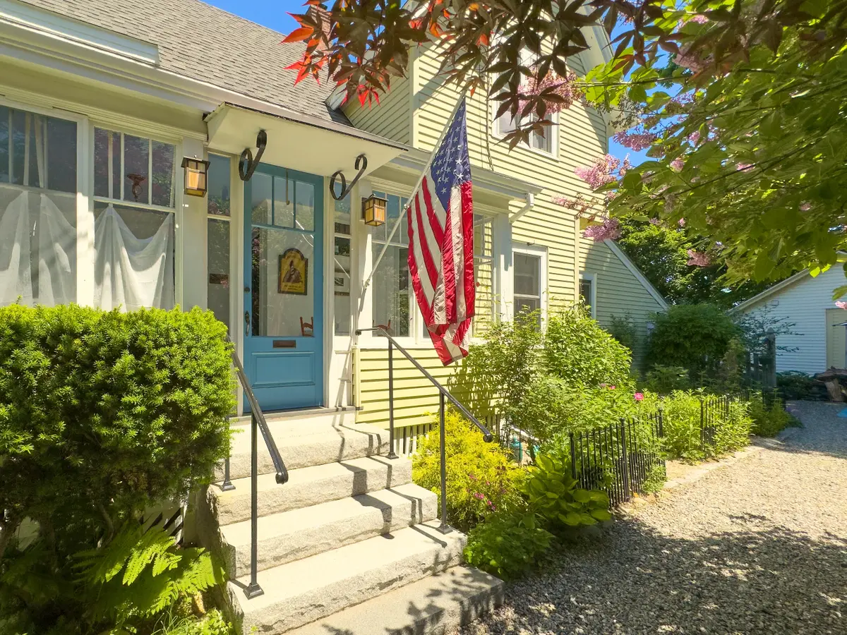 185 Broadway, Rockland, ME 04841 - #1