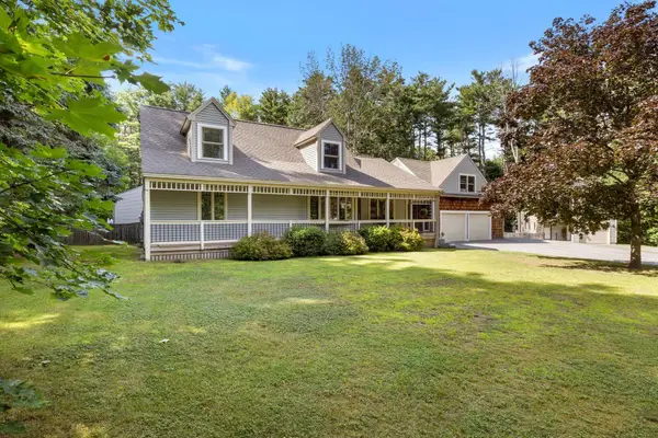 15 Hamden Place Road, Arundel, ME 04046