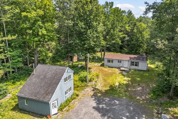 143 Meadow Cross Road, Topsham, ME 04086