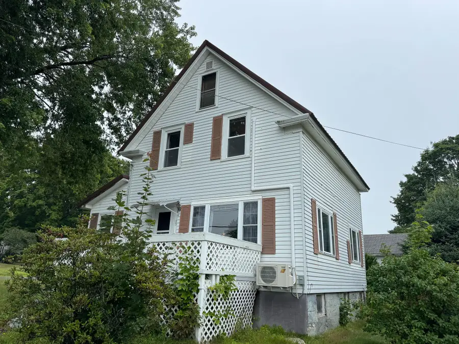 25 Birch Street, East Millinocket, ME 04430 - #3