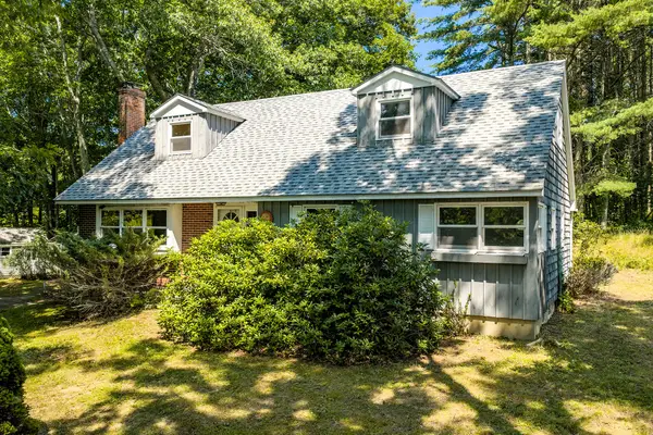407 Rockland Street, Rockport, ME 04856