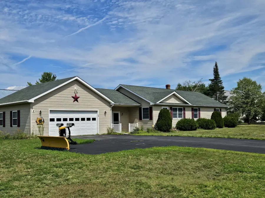 4 Robin Court, Skowhegan, ME 04976 - #2
