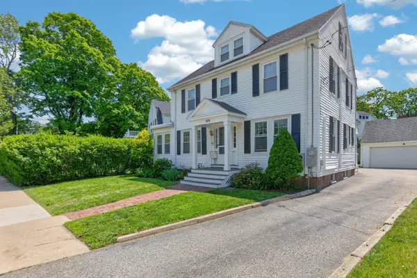 104 Brighton Avenue, Portland, ME 04102