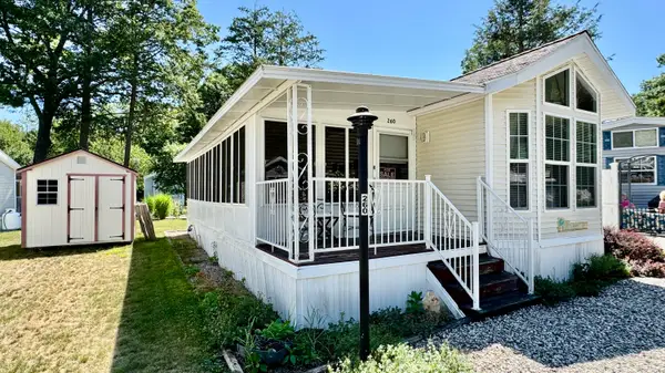 27 Go Camping Way #260, Old Orchard Beach, ME 04064