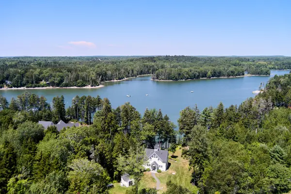 32 Ocean Ridge Road, Cushing, ME 04563