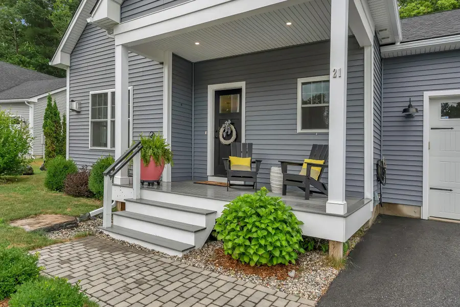 21 Youngs Lane #7, Freeport, ME 04032 - #3