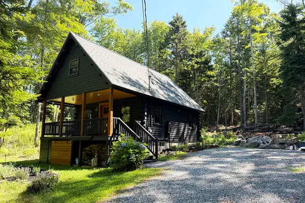 148 Small Point Road, Phippsburg, ME 04562