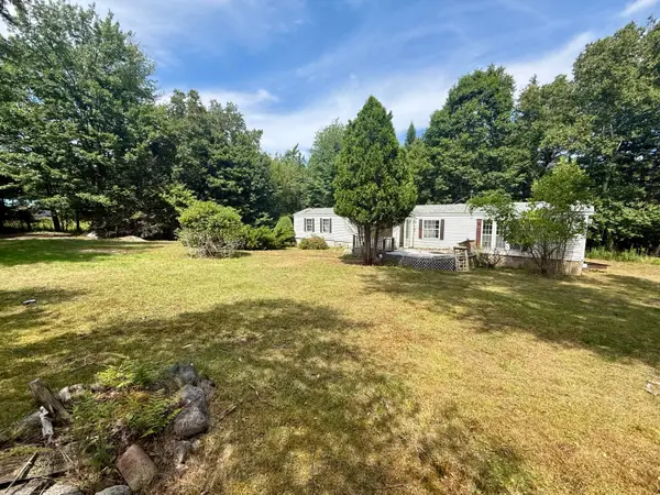 40 Tea Hill Road, Stonington, ME 04681