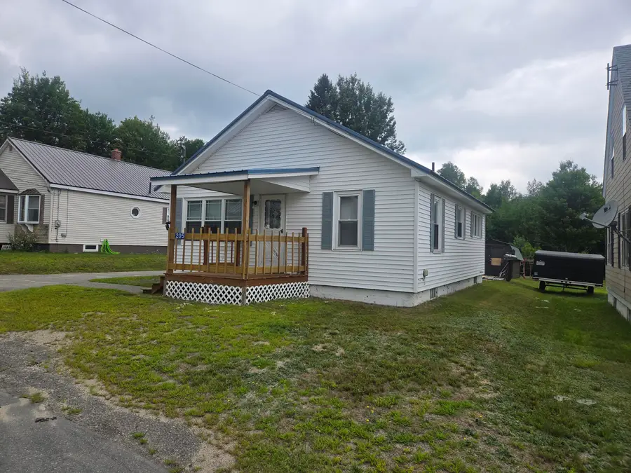 205 Bowdoin Street, Millinocket, ME 04462 - #2