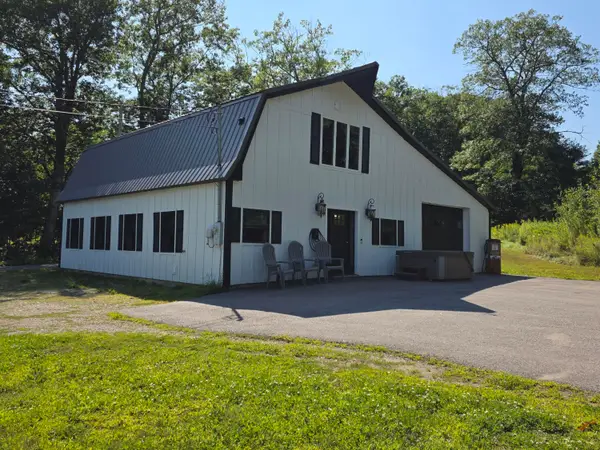 936 N Main Street, Winterport, ME 04496