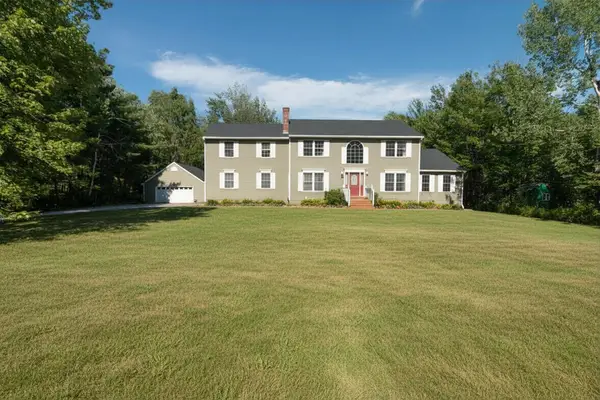 130 Oak Grove Drive, Brewer, ME 04412