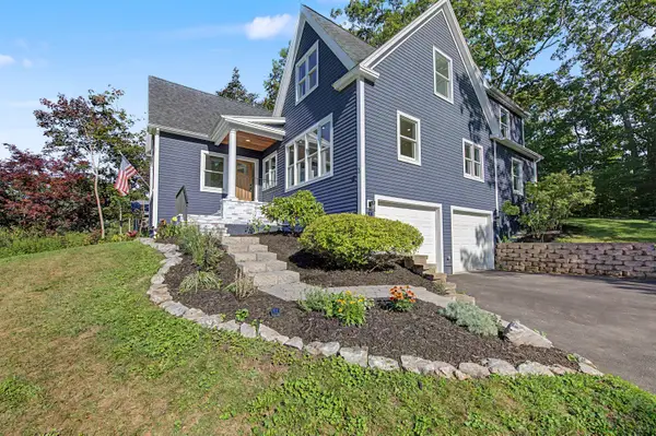 3 Pheasant Hill Road, Cape Elizabeth, ME 04107