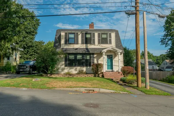 34 Belfort Street, Portland, ME 04103