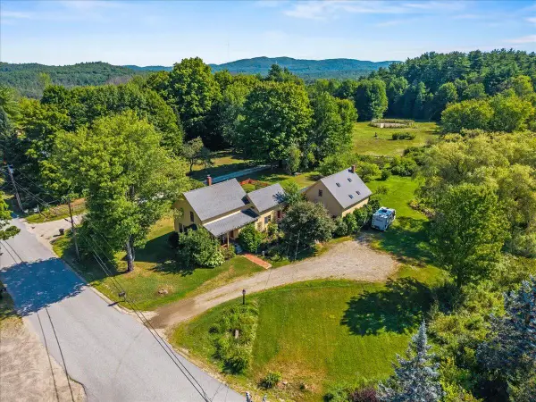 54 High Road, Cornish, ME 04020