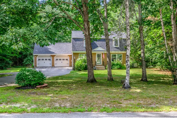 4 Lucina Terrace, Gorham, ME 04038