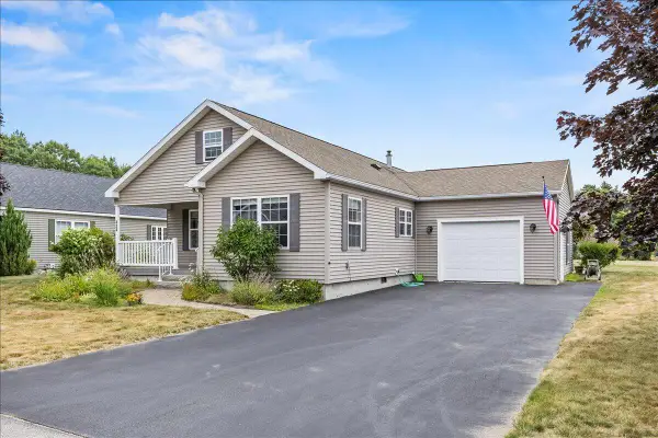424 Jacob Avenue, Scarborough, ME 04074