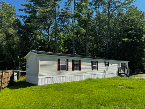 12 Short Street, Skowhegan, ME 04976