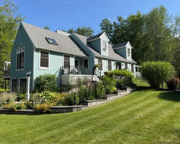 84 Winding Way, Yarmouth, ME 04096