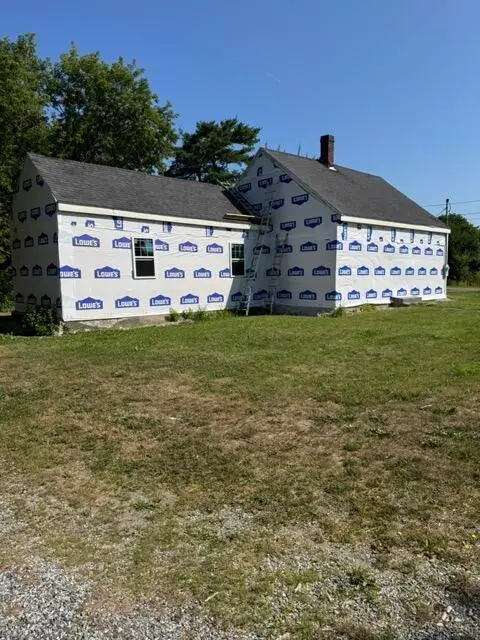 81 New County Road, Rockland, ME 04841