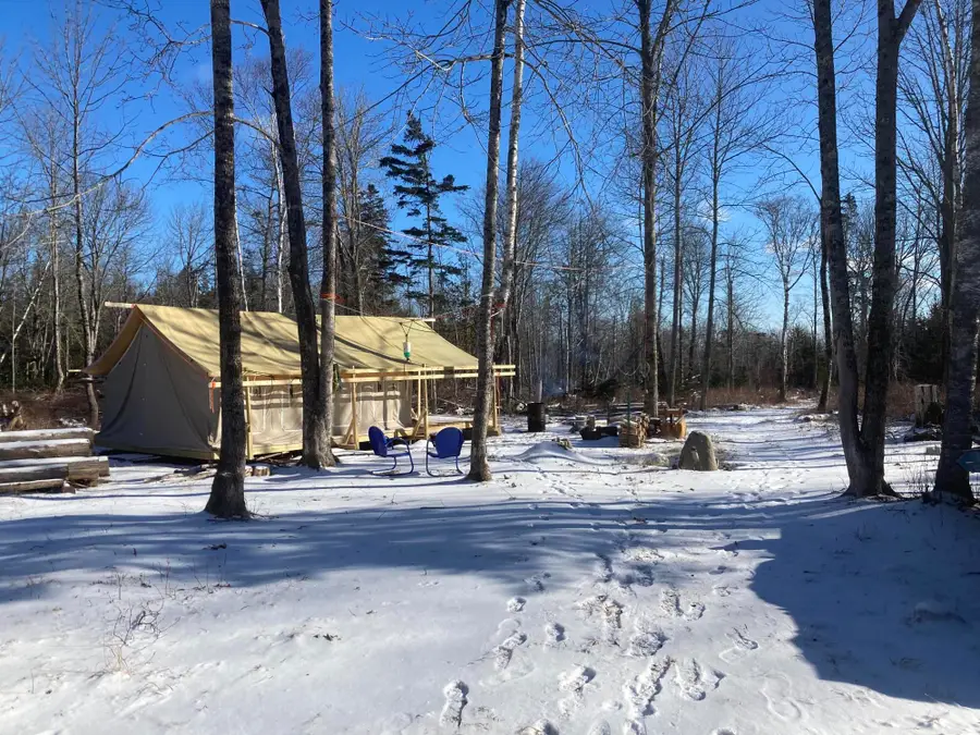 28 Tucker Way, Brooklin, ME 04616 - #3