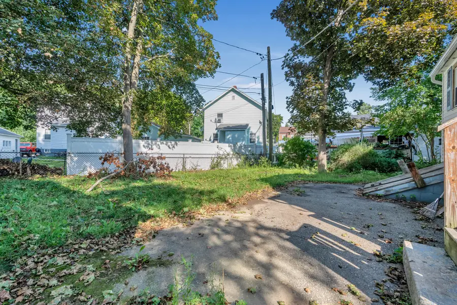 23 Oxford Street, Sanford, ME 04073 - #3